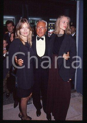 35mm vintage slide* 1993 ca CINEMA Michelle PFEIFFER, Uma THURMAN (107)