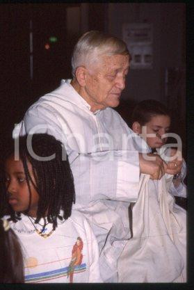 35mm vintage slide* 1998 MILANO Comunità di Taizé leader Frère ROGER SCHUTZ (7)
