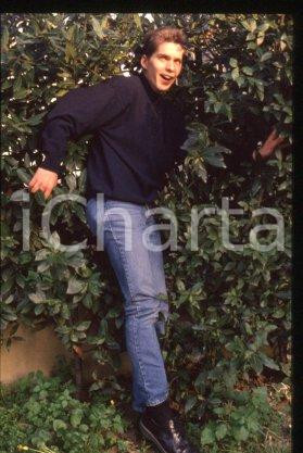 35mm vintage slide* 1992 ca ITALY TV VERNICE FRESCA Portrait of Derek SIMONS (5)
