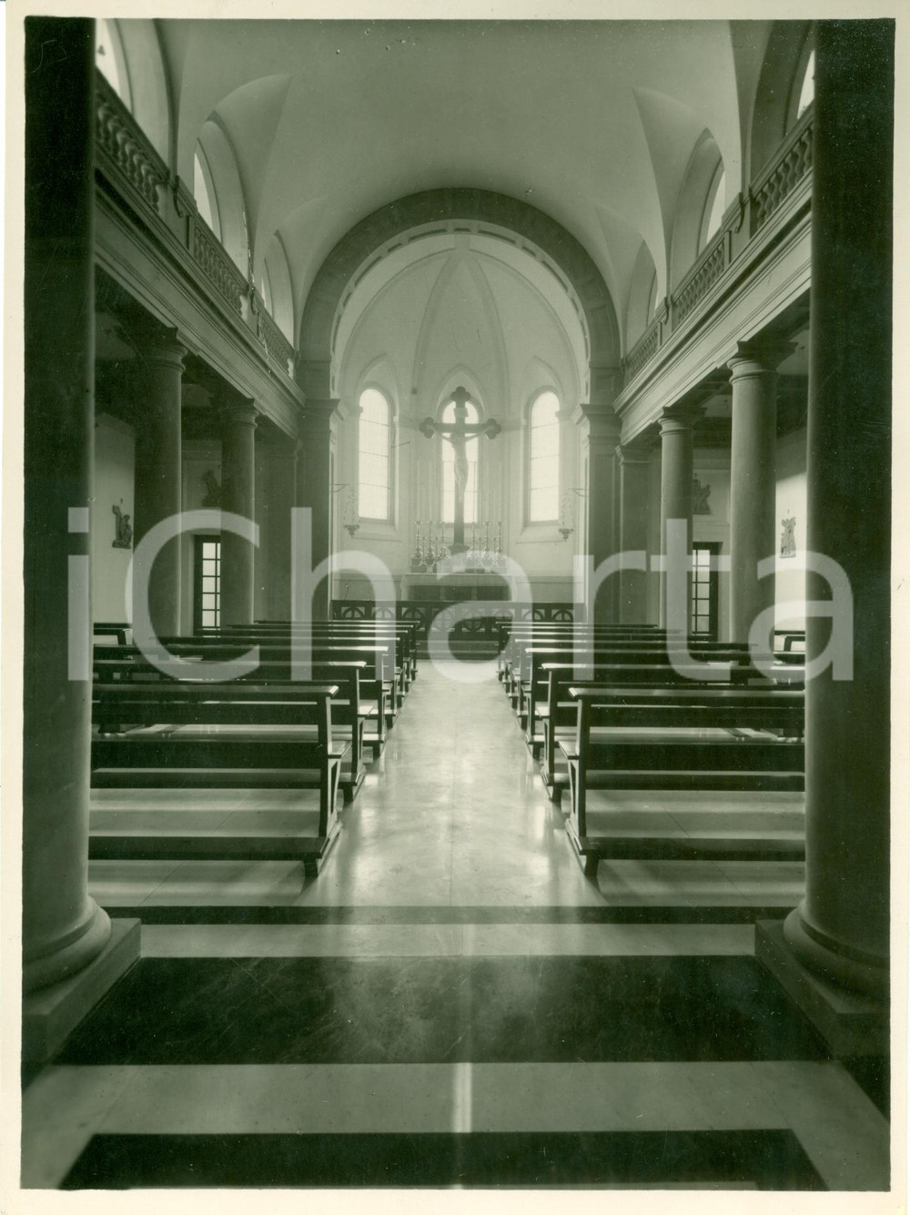 Fotografia d epoca originale 1934 ROMA Interno chiesa Ospedale sanatoriale BENITO MUSSOLINI Fotografia 1