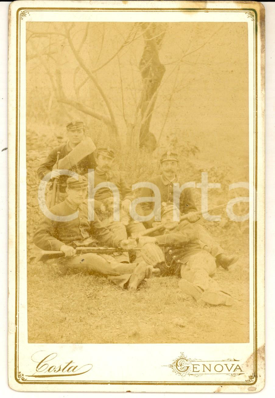 Fotografia d epoca originale 1880 ca GENOVA REGIO ESERCITO Gruppo di ufficiali con un cagnolino  Foto COSTA 1