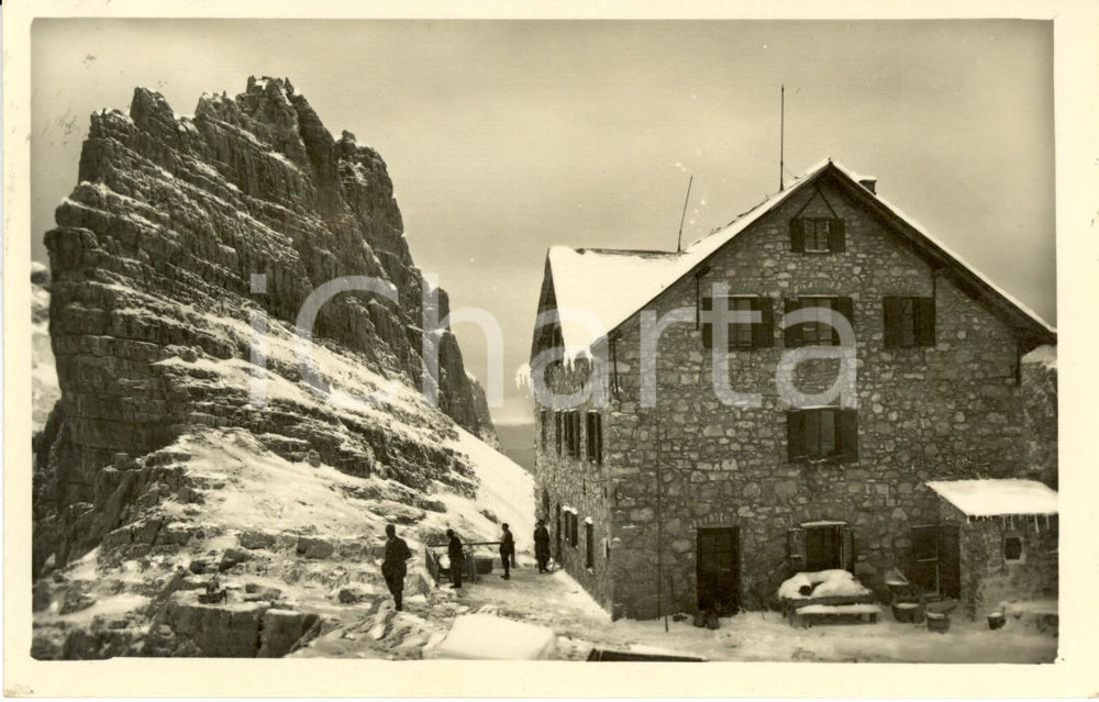 Cartolina originale da collezione 1932 MOLVENO TN Rifugio TOSA con escursionisti Cartolina ANIMATA FP VG 1