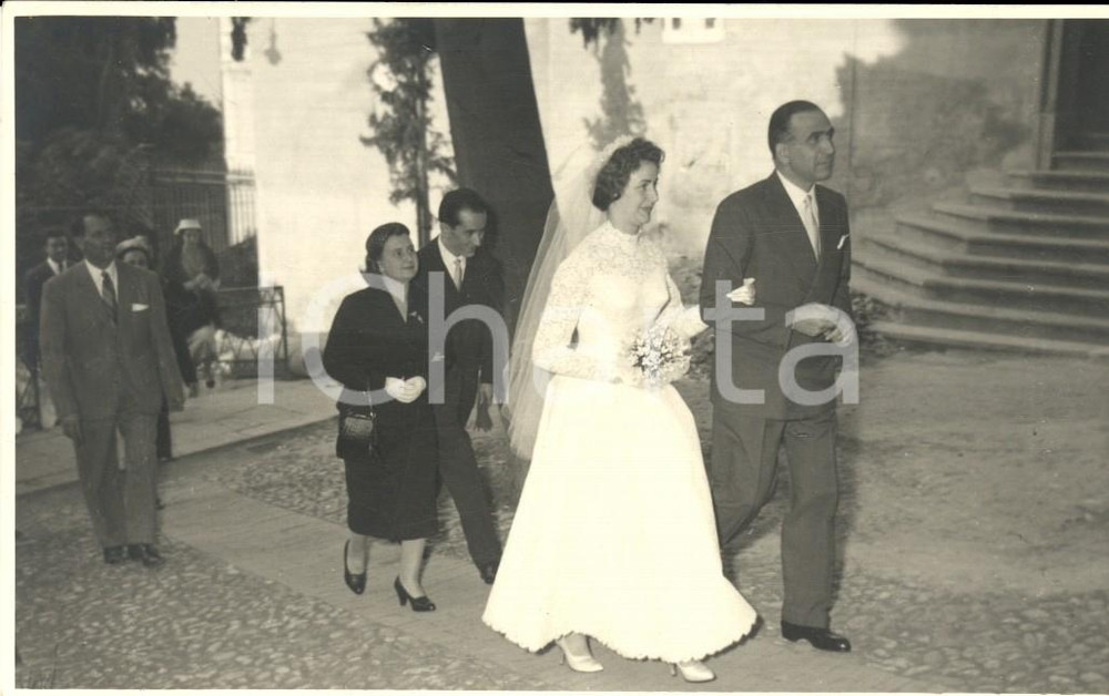 Fotografia d epoca originale 1940 ca GENOVA Coppia di sposi  famiglia TORIGGIA Foto cartolina METVAN 1