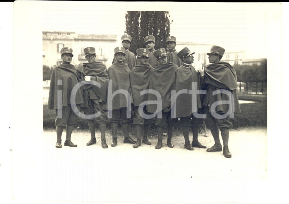 Fotografia d epoca originale 1929 REGIO ESERCITO CAMPOBASSO Militari 5° Reggimento Fanteria con mantello 1