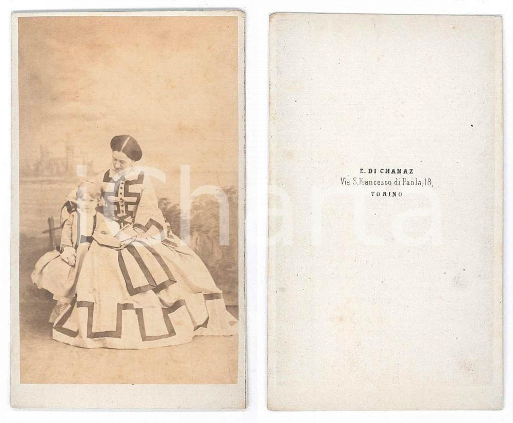 Fotografia d epoca originale 1870 ca TORINO Nobildonna con il figlio e un libro  Foto E. DI CHANAZ 1