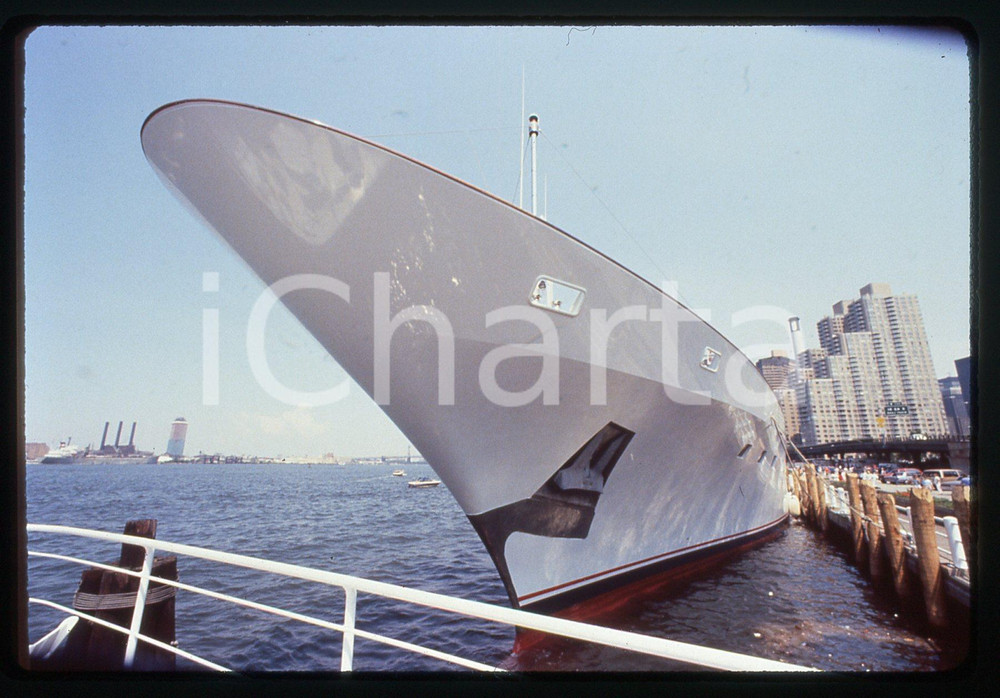 35mm vintage slide* 1988 NEW YORK - Bow of the TRUMP PRINCESS yacht