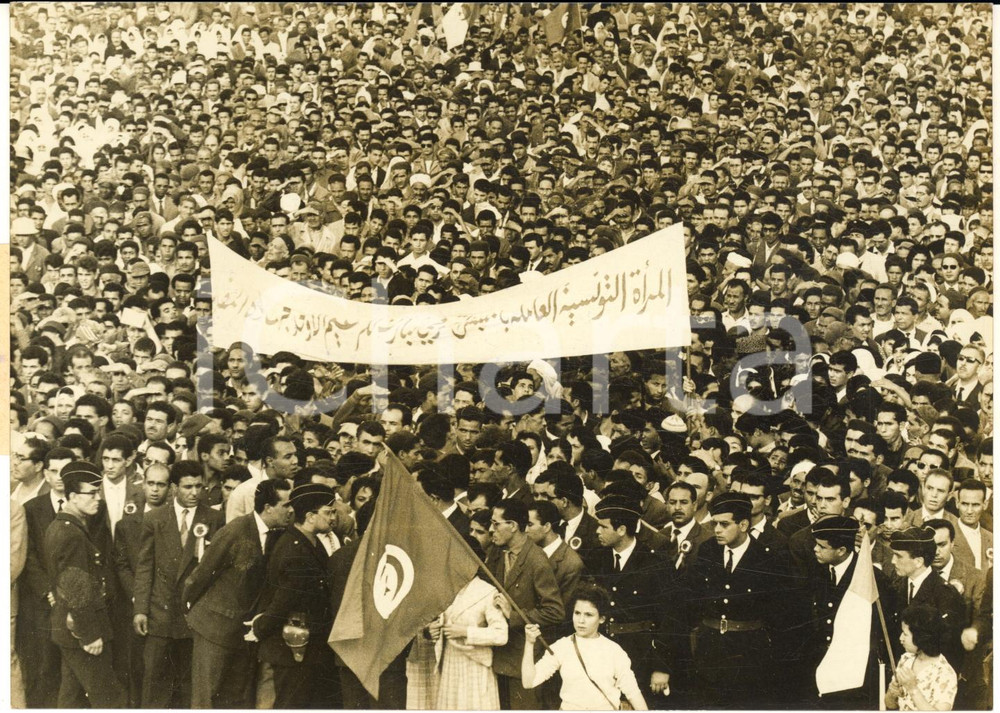 1961 TUNISI Manifestazione di solidarietà con i ribelli dell'Algeria *Foto 18x13