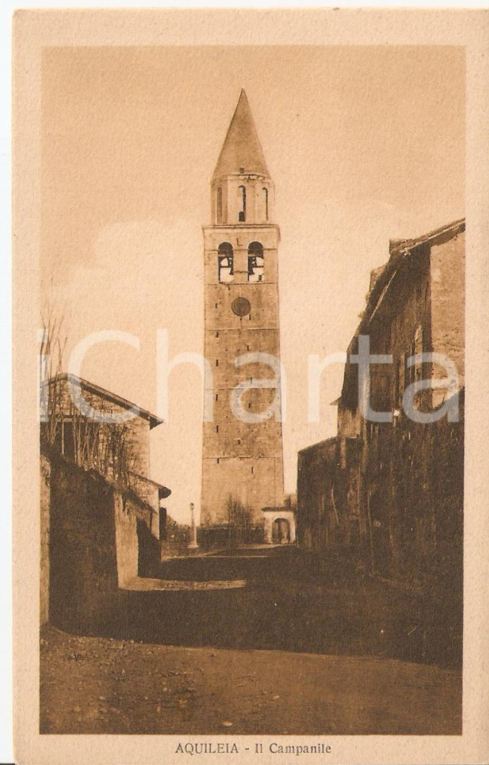 Cartolina originale da collezione 1930 ca AQUILEIA UD Veduta del campanile Cartolina FP NV 1