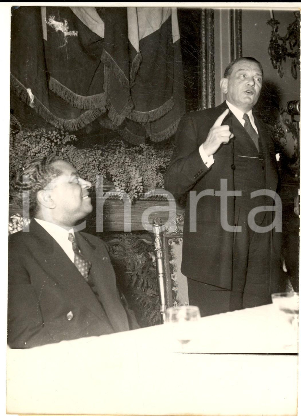 Fotografia d epoca originale 1954 PARIS RenÃ© COTY e Gaston MONNERVILLE durante un incontro con i senatori 1