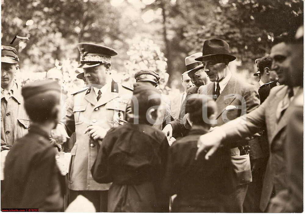 Fotografia d epoca originale 1937 MILANO AutoritÃ  alla FESTA DELL UVA Vera foto 1