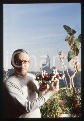 35mm vintage slide* 1987ca SCIENCE Chemist Nobel Prize winner Jean-Marie LEHN 29