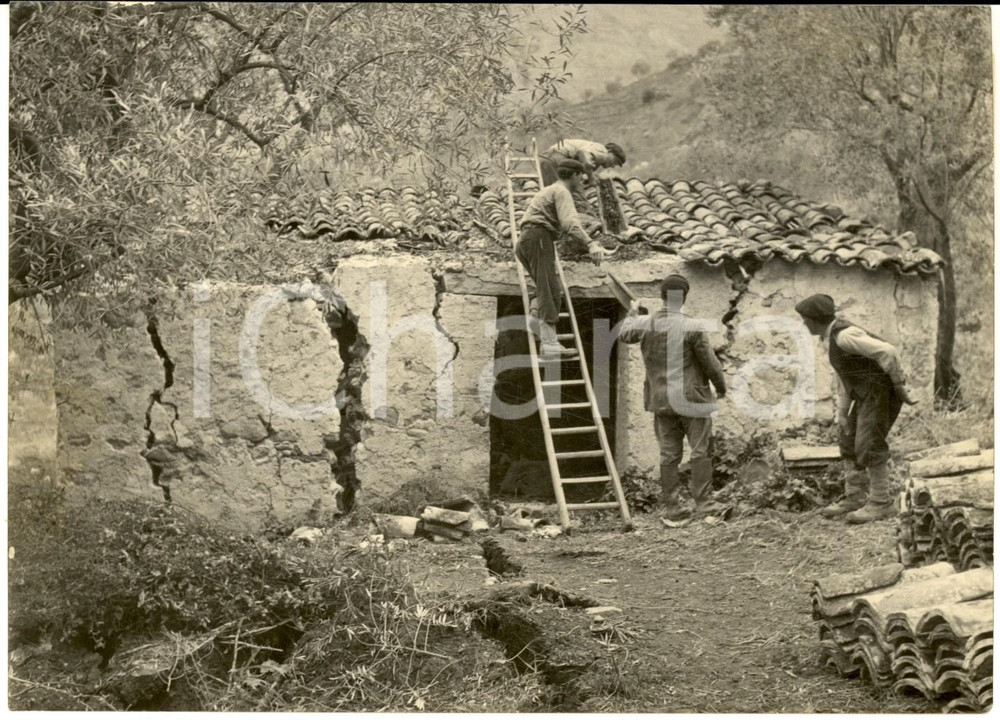 1959 POLIZZI GENEROSA Casa colonica distrutta da una frana - Fotografia 18x13