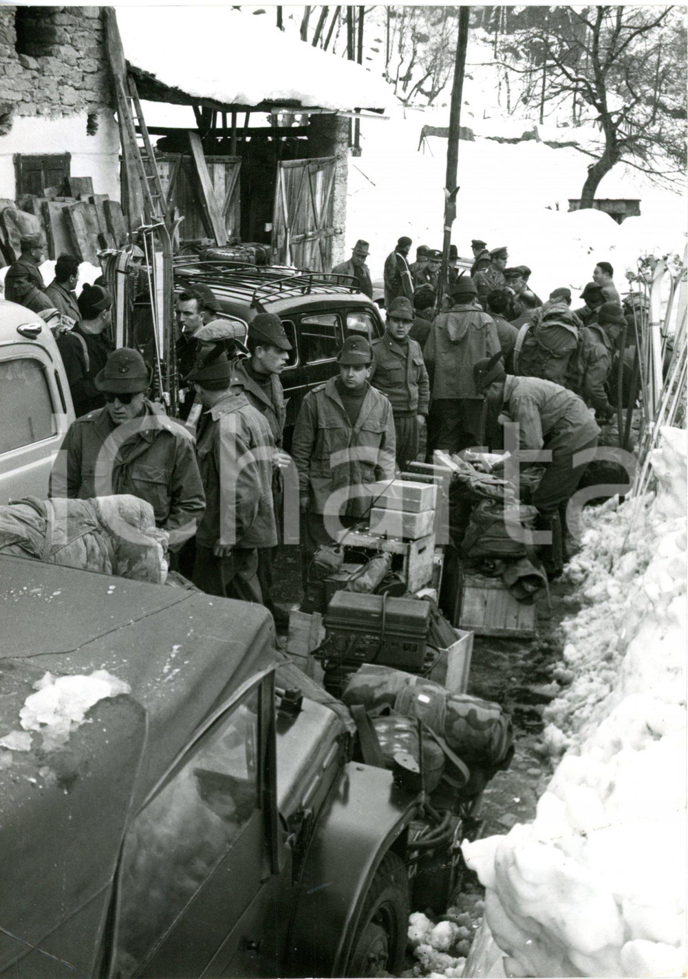 1959 Valanga di CERESOLE - Alpini in partenza da NOASCA per soccorsi *Foto