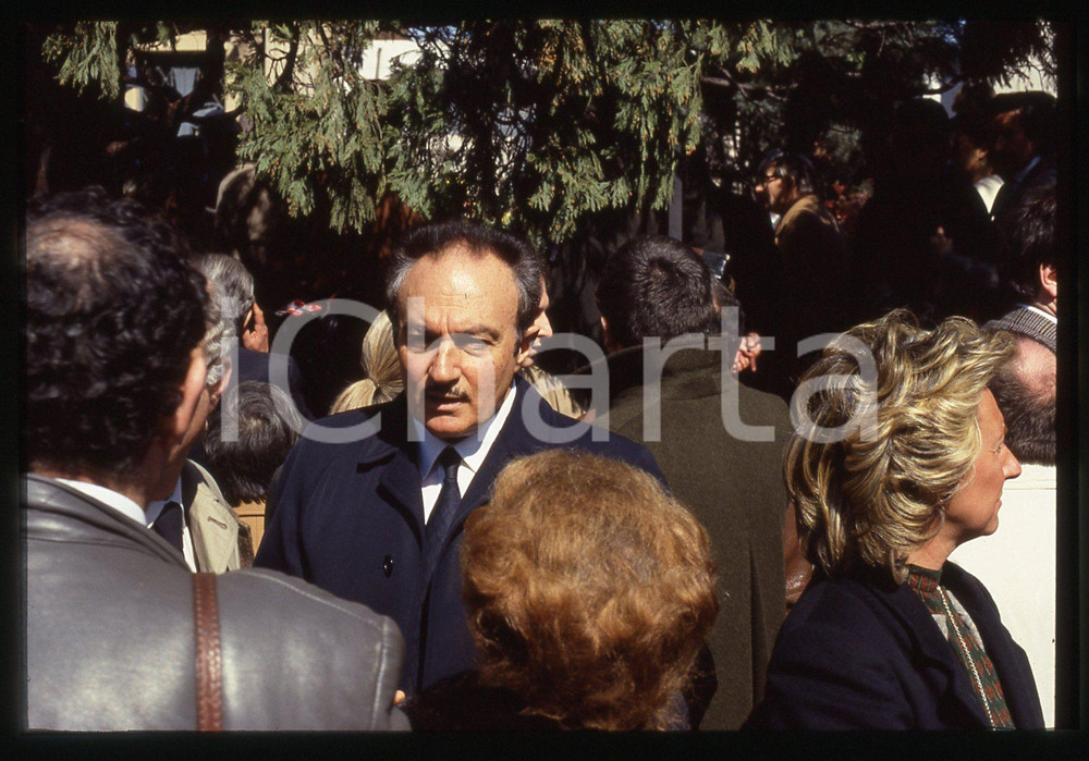 35mm vintage slide* 1986 MILANO Enio SINDONA al funerale di Michele SINDONA (5)