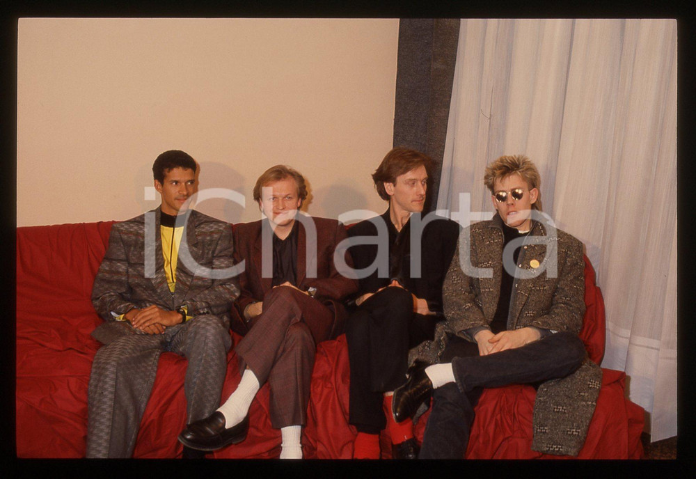 35mm vintage slide* 1987 FESTIVAL DI SANREMO LEVEL 42 Ritratto nel backstage 4