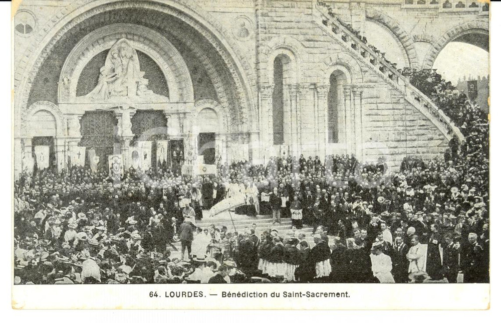 Cartolina originale da collezione 1920 LOURDES Francia BÃ©nÃ©diction du SaintSacrament FP NV 1