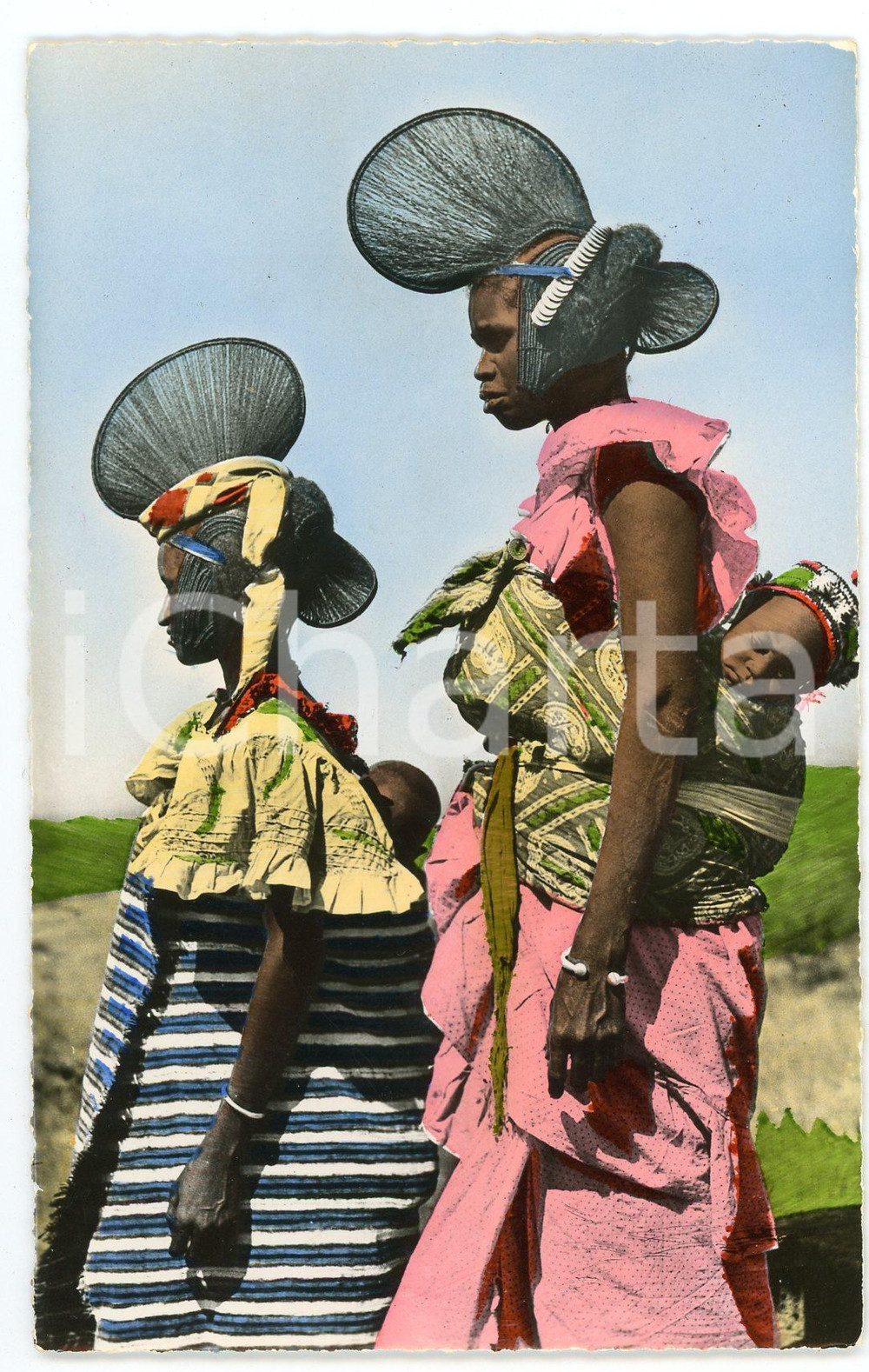 1960 ca AFRIQUE EN COULEURS Jeunes femmes du Foutdjalon - Carte postale FP NV  Cartolina postale d'epoca, non viaggiata.EDITORE: Editions Hoa-Qui, ParisSERIE: L'Afrique en couleurs - n. 1015CONDIZIONI: FAIR FORMATO: FP    originale e autentica 1