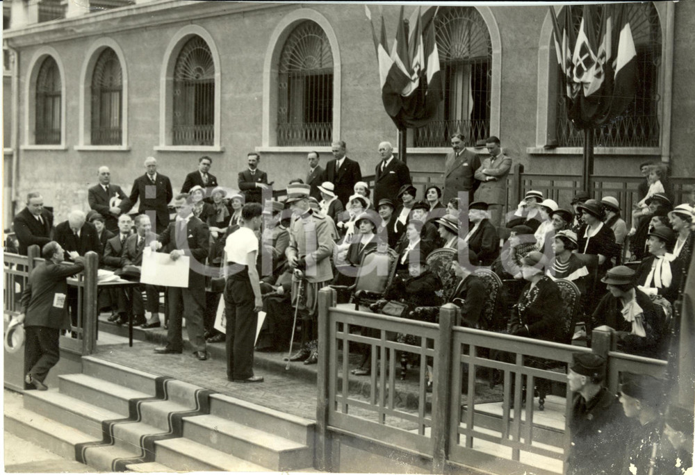Fotografia d epoca originale 1933 MILANO Duca BERGAMO premia studenti saggio Istituto MARCHIONDI Fotografia 1