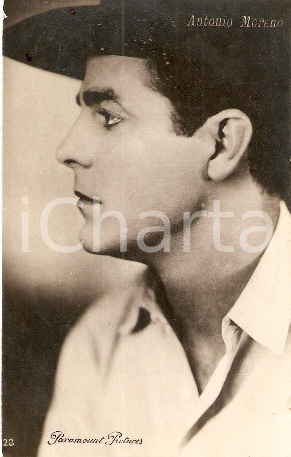 Cartolina originale da collezione 1930 ca CINEMA Actor Antonio MORENO Portrait with hat *Cartolina FP 1