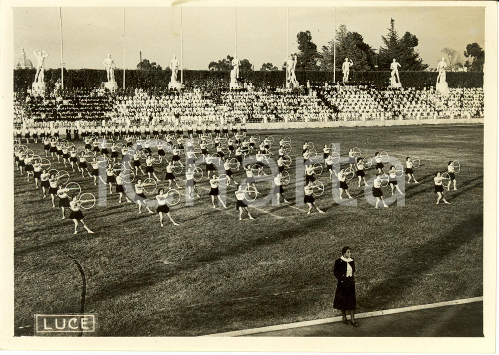 Fotografia d epoca originale 1938 ROMA Foro MUSSOLINI Saggio ginnico GIL assistito da missione giapponese 1