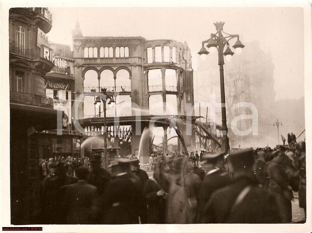 Fotografia d epoca originale 1938 Marseille incendie des NOUVELLES GALERIES Pompiers 1