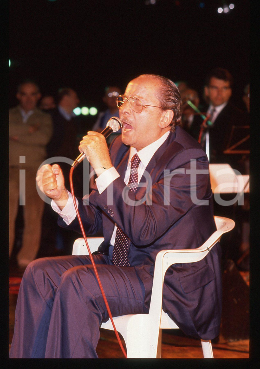 35mm vintage slide* 1989 MILANO Domenico MODUGNO canta ad un comizio del PSDI 64
