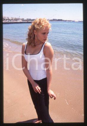 35mm vintage slide* 1995 CANNES Film Festival "SHOWGIRLS" Elizabeth BERKLEY (8)