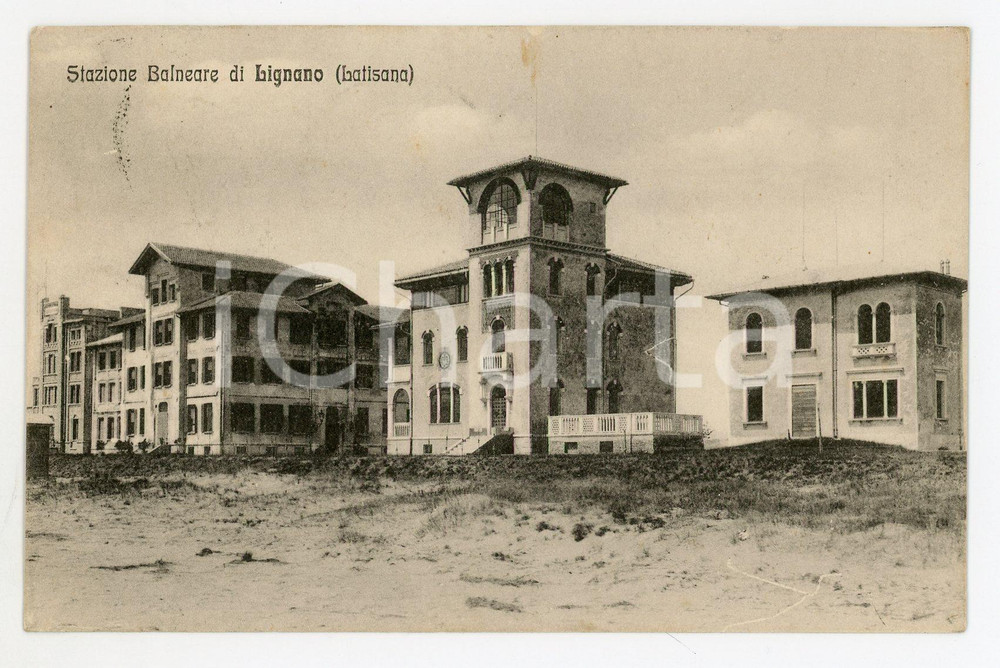 1922 LIGNANO SABBIADORO - LATISANA Staziona balneare - Cartolina FP VG  Cartolina postale d'epoca, viaggiata.CONDIZIONI: POOR (mancanza al verso causata dalla rimozione dell'affrancatura)FORMATO: FP    originale e autentica 1