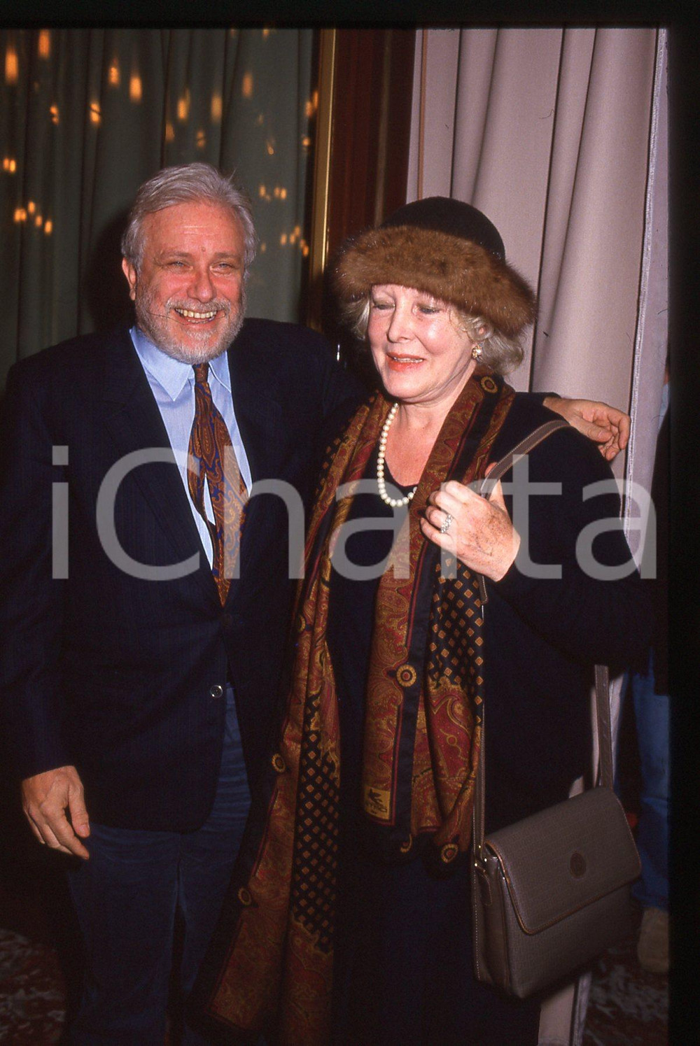 35mm vintage slide* 1988 COSTUME - Luciano DE CRESCENZO e Caterina BORATTO (5)