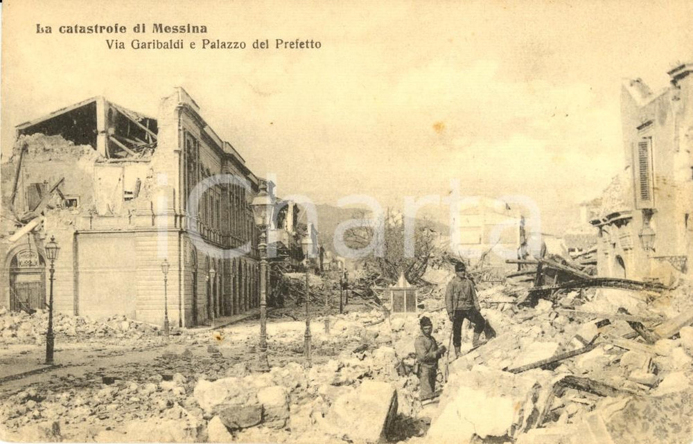 Cartolina originale da collezione 1917 MESSINA Via GARIBALDI e Palazzo Prefetto dopo terremoto *Cartolina FP NV 1