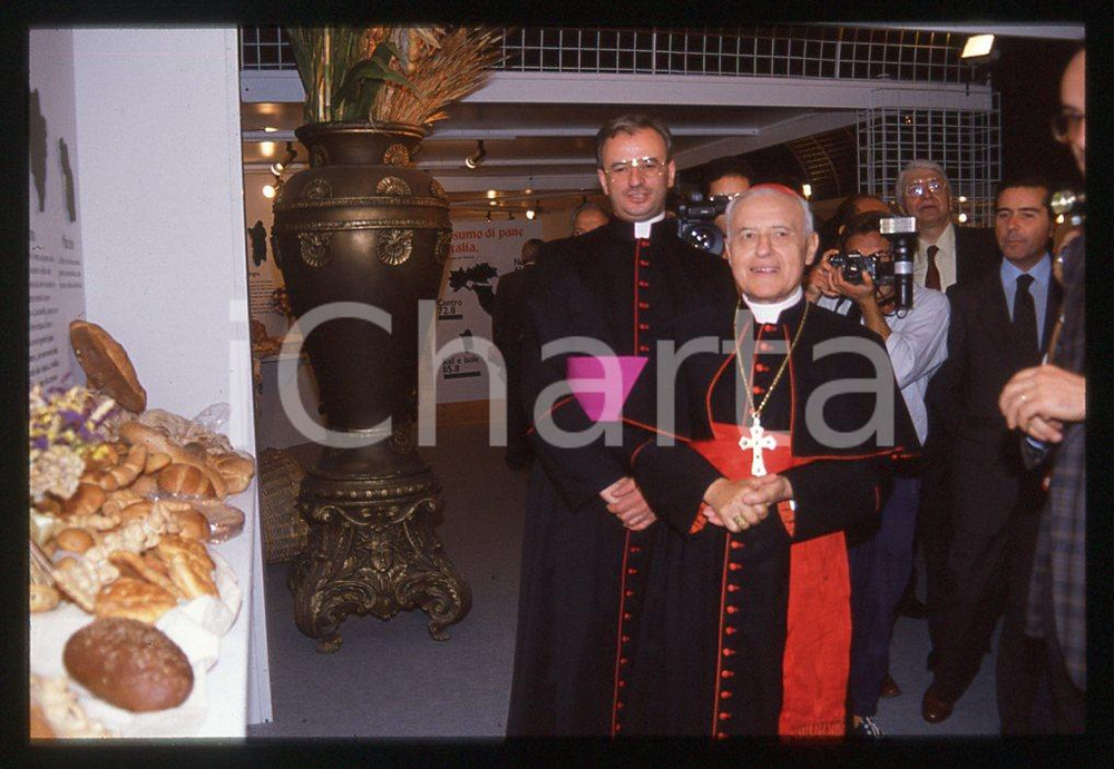 35mm vintage slide*  1994  ROMA CARDINALE Ugo  POLETTI  festa del pane 1