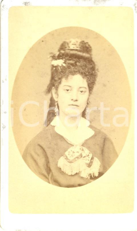 Fotografia d'epoca originale 1880 ca MILANO Ritratto di donna con ricca acconciatura *Fotografia Giulio ROSSI 1
