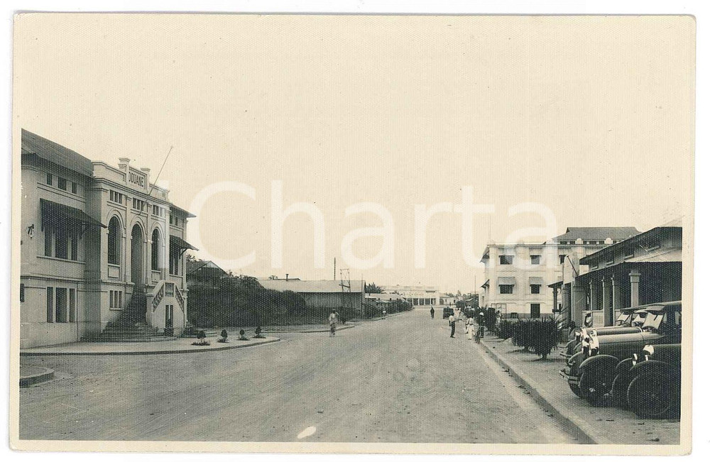 1930 ca C. ZAGOURSKI (?) KINSHASA - CONGO BELGE - Avenue DOUANE - Photo  Fotocartolina postale d'epoca, attibuita al fotografo Casimir Zagourski.CONDIZIONI: G (minime smussature angolari e difetti di stampa)FORMATO: 14x9 cm    originale e autentica 1