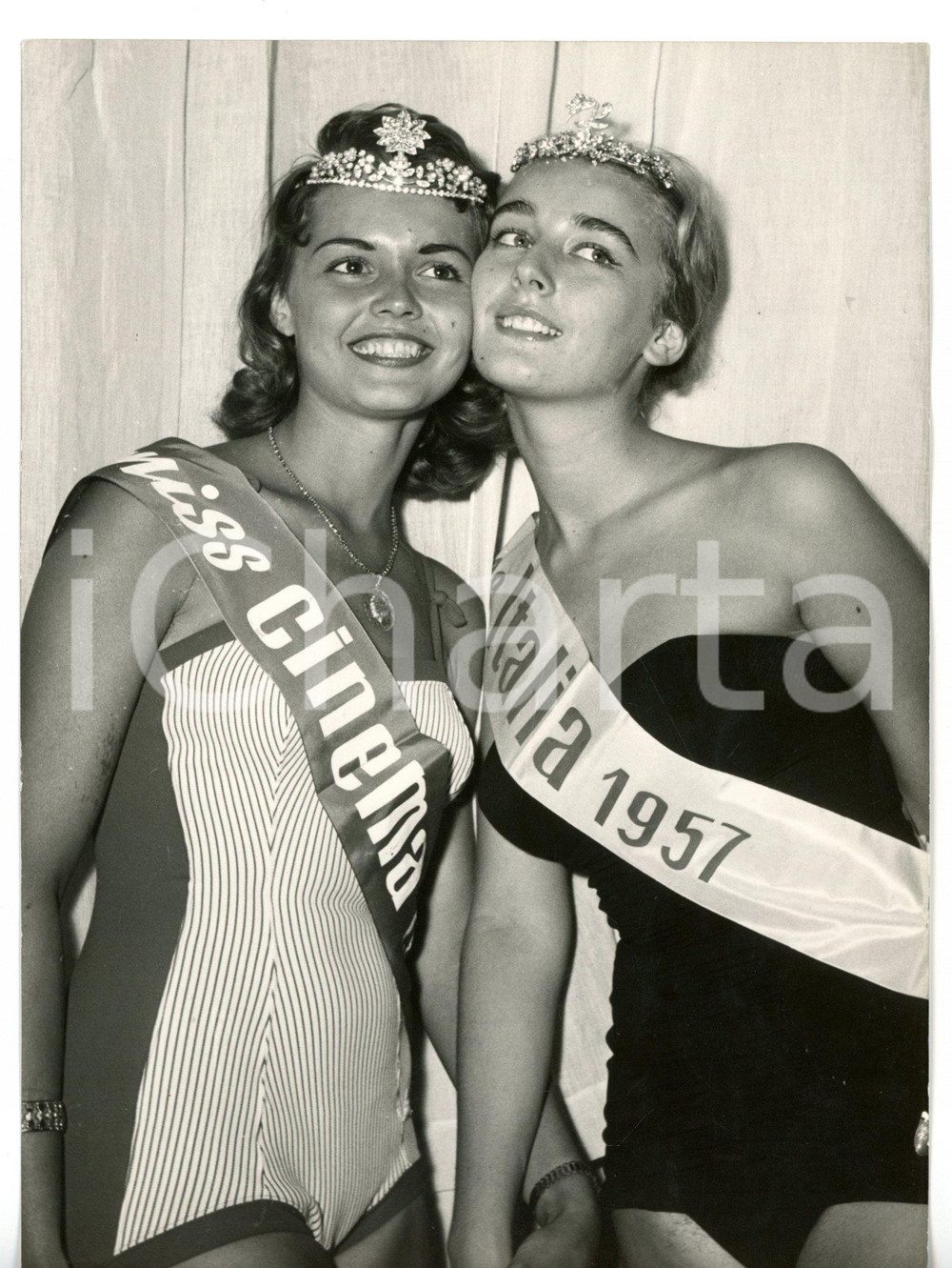 1957 PESCARA Vincitrici Miss Cinema Milena ZINI e Miss Italia Beatrice FACCIOLI