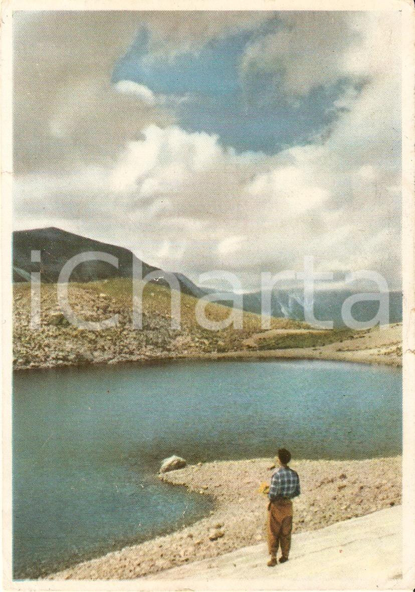 Cartolina originale da collezione 1961 MONTEMONACO AP Escursionista al Lago di Pilato Cartolina FG VG 1