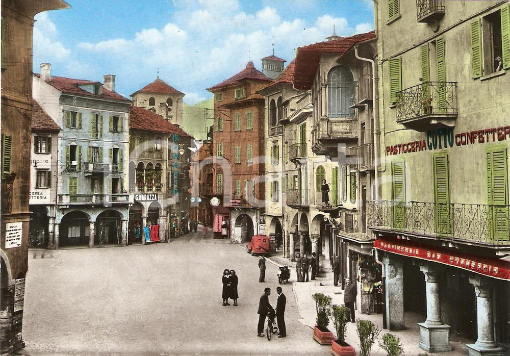 Cartolina originale da collezione 1950 ca DOMODOSSOLA VB Piazza Mercato Pasticceria Confetteria COTTO Animata FG 1