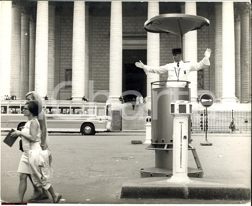 Fotografia d epoca originale 1960 FLIC POLICEMAN PARIS artistic photo 25x20 1