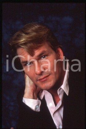 35mm vintage slide* 1989 ca CINEMA American actor Patrick SWAYZE Portrait (34)
