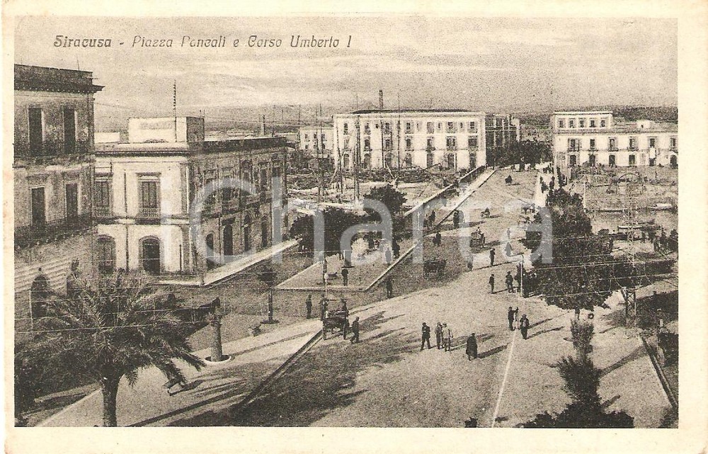 Cartolina originale da collezione 1935 ca SIRACUSA Piazza PANCALI Corso UMBERTO I con Calesse ANIMATA Cartolina 1