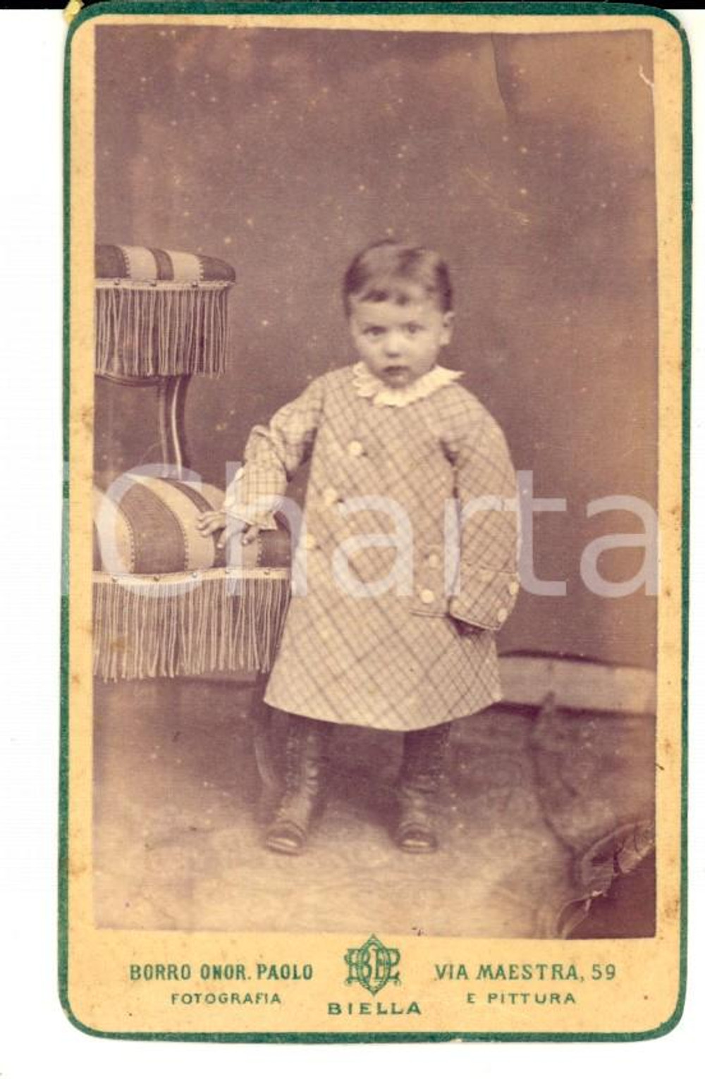 Fotografia d'epoca originale 1870 ca BIELLA Bambina con abito a quadretti *Foto Onorato Paolo BORRO 1