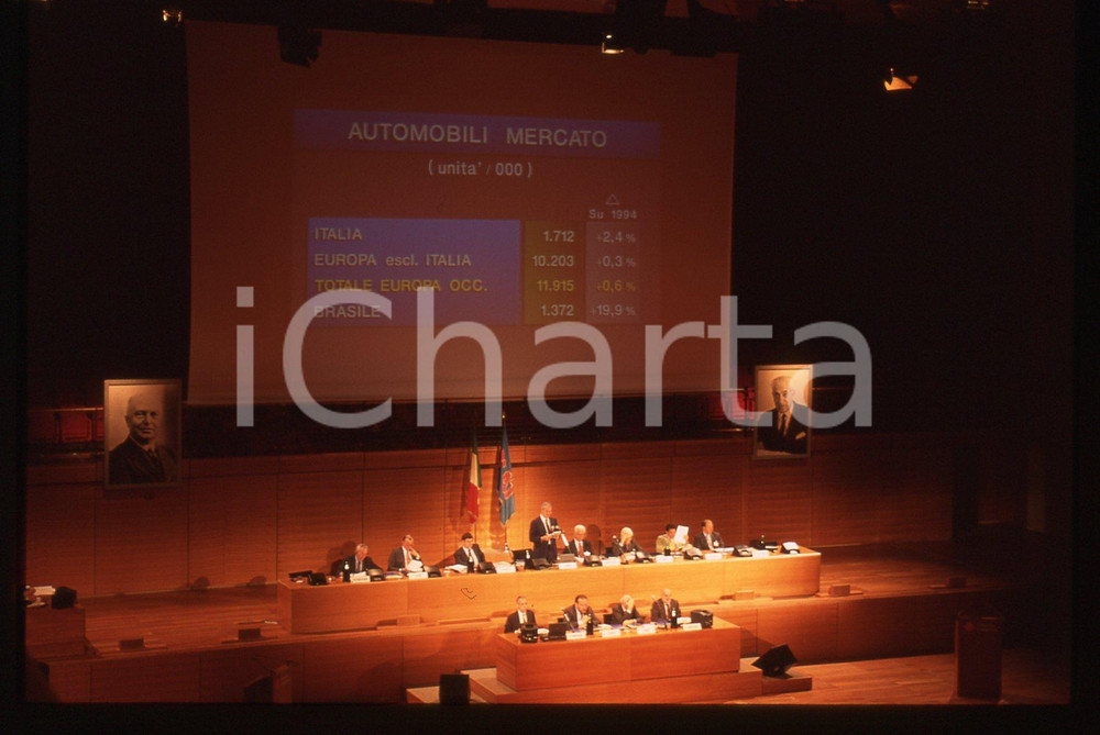 35mm vintage slide* 1996 TORINO Cesare ROMITI parla agli azionisti FIAT (5)