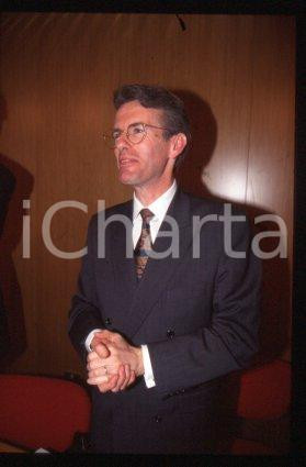 35mm vintage slide* 1995 ca MILAN Patrick GALLAGHER BRITISH TELECOM director (6)