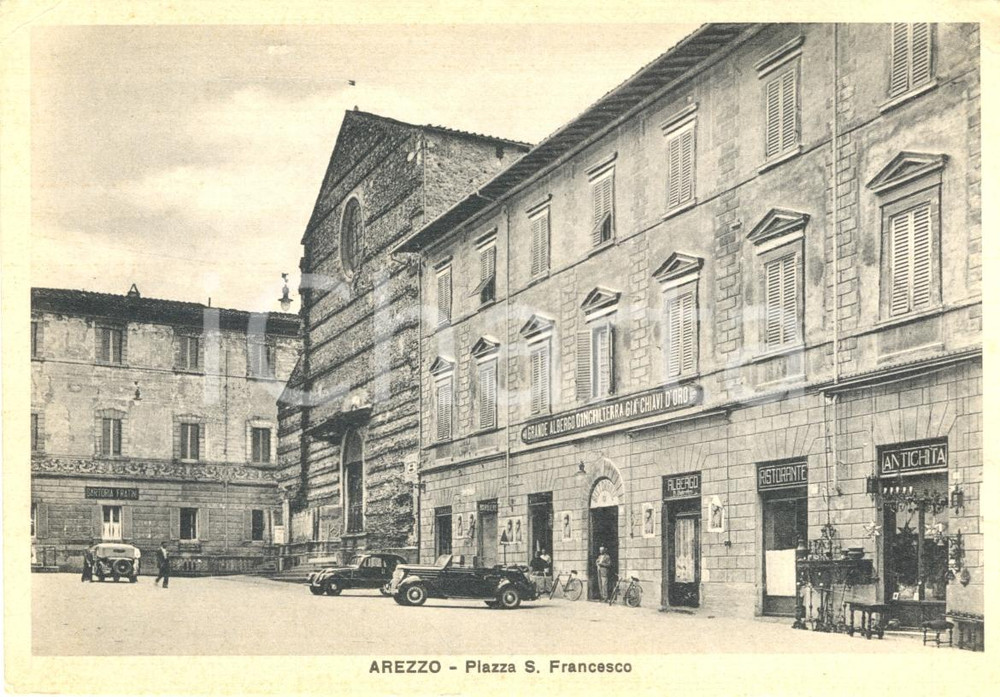 Cartolina originale da collezione 1940 ca AREZZO (AR) Piazza S. Francesco e ALBERGO D'INGHILTERRA *Cartolina FG NV 1