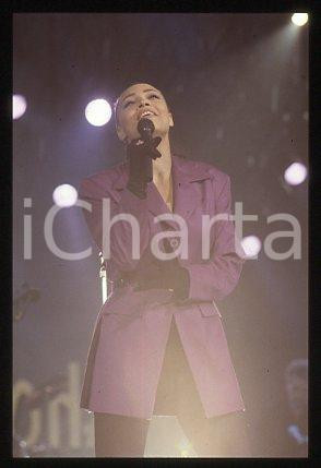 35mm vintage slide* 1990 ca MILAN Kim APPLEBY British singer-songwriter (9)
