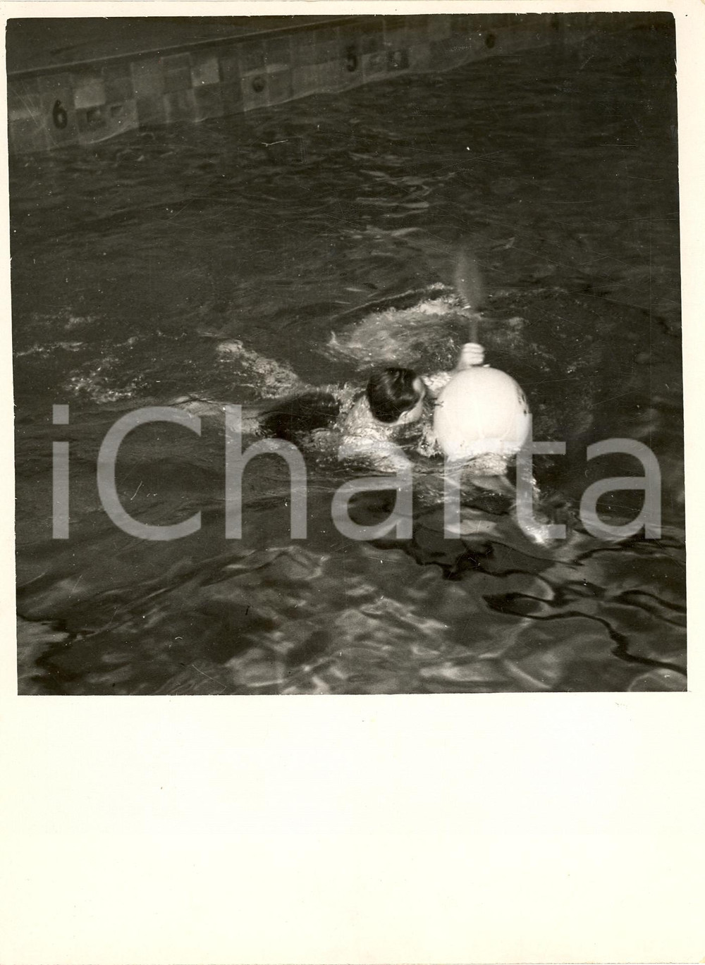Fotografia d'epoca originale 1936 MILANO Esperimento con Idrosfera a Piscina COZZI 1