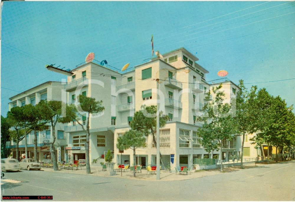 Cartolina originale da collezione 1969 CESENATICO FC Prospetto laterale Hotel CONTINENTAL Cartolina 1