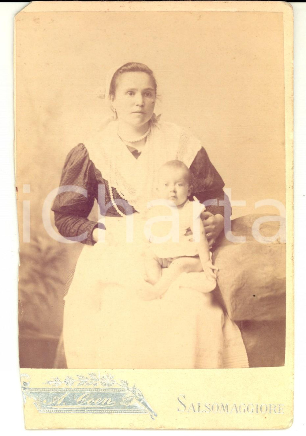 Fotografia d epoca originale 1890 ca SALSOMAGGIORE TERME PR Balia con bambino Foto Achille COEN 1