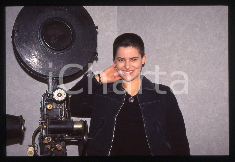 35mm vintage slide* 1997 SANREMO Silvia SALEMI Ritratto della cantante (6)