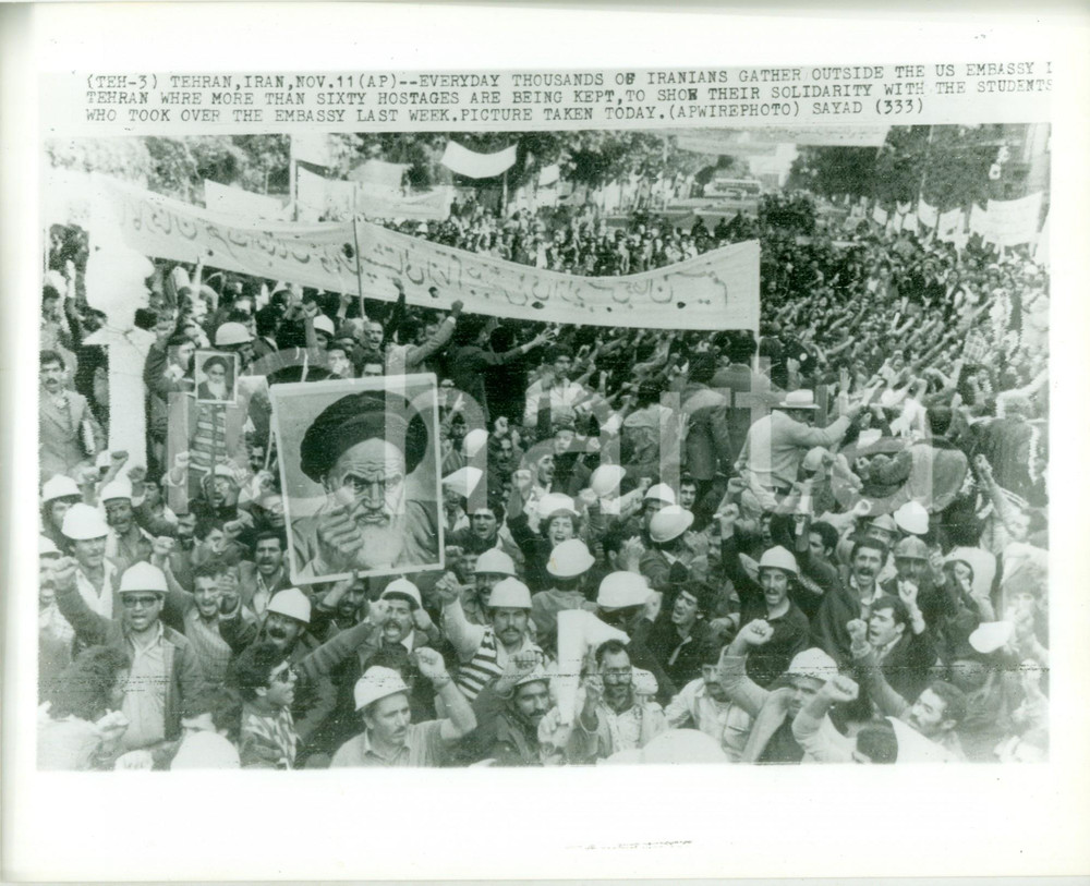 Fotografia d epoca originale 1979 TEHRAN IRAN Manifestazione per studenti iraniani all Ambasciata Foto 1