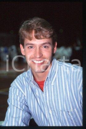 35mm vintage slide* 1990 ca MILANO IL RAGAZZO DAL KIMONO D'ORO - Ron WILLIAMS 19